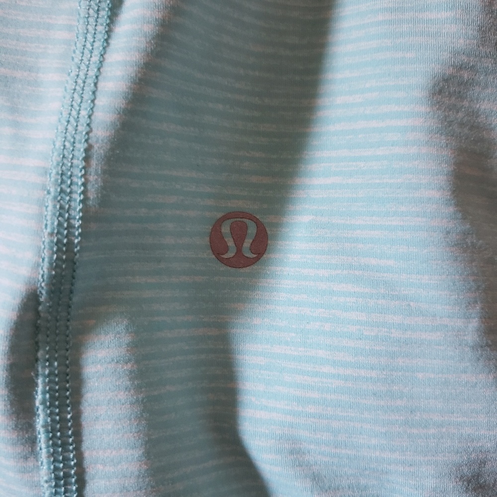 Lululemon Tank - Picture 4 of 5